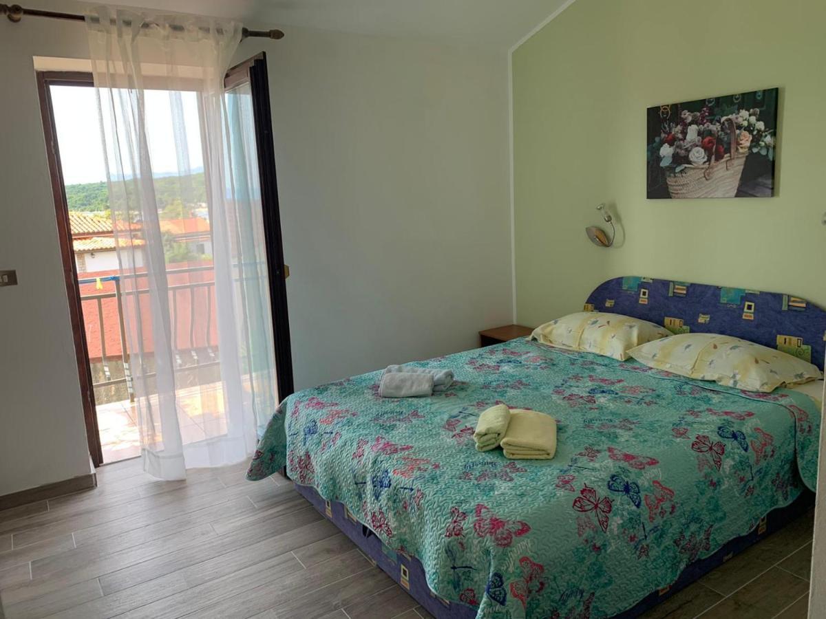 Draga Rooms Njivice Esterno foto
