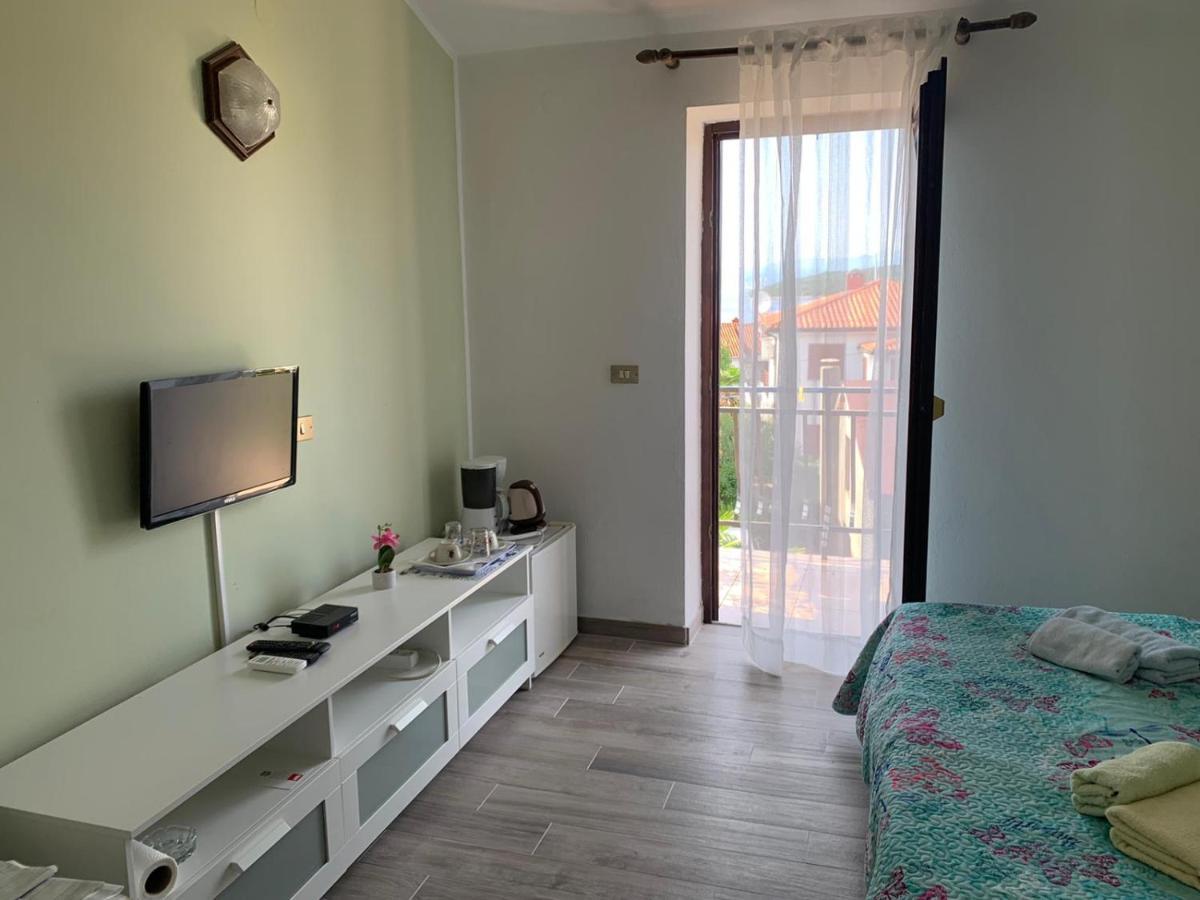 Draga Rooms Njivice Esterno foto